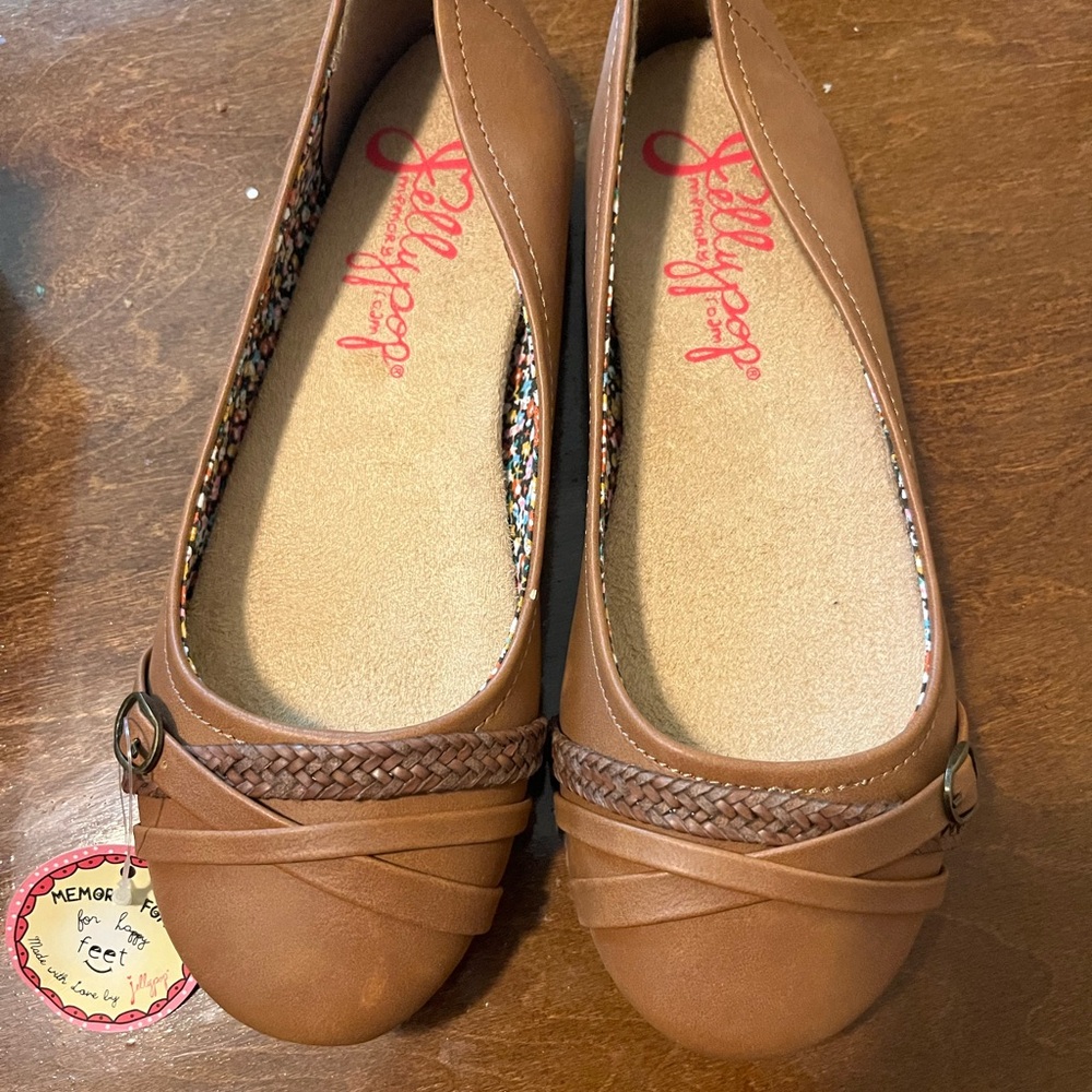 Jellypop Women's Tan Flats with Braided Detail